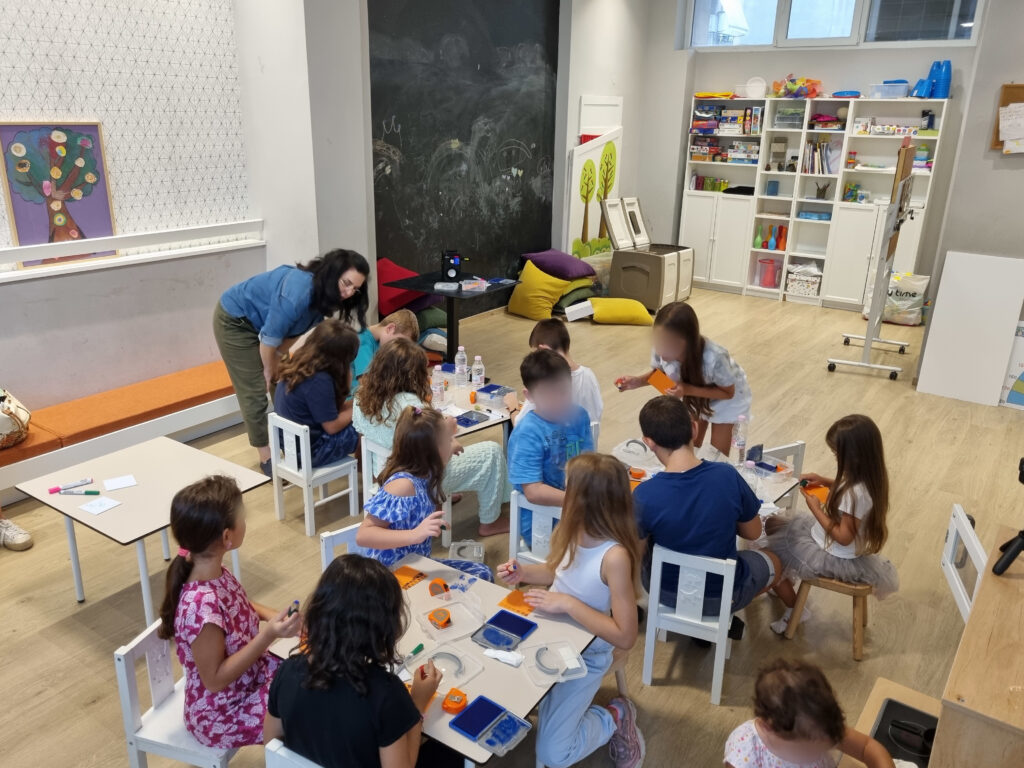 Εκπαιδευτικό πρόγραμμα επισκέψεις σε δημοτικά